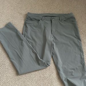 Lululemon ABC 5 classic pocket pants